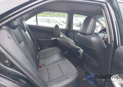 2014 Toyota Camry Se Sport z USA, uszkodzony, nr VIN 4T1BF1FK6EU727449